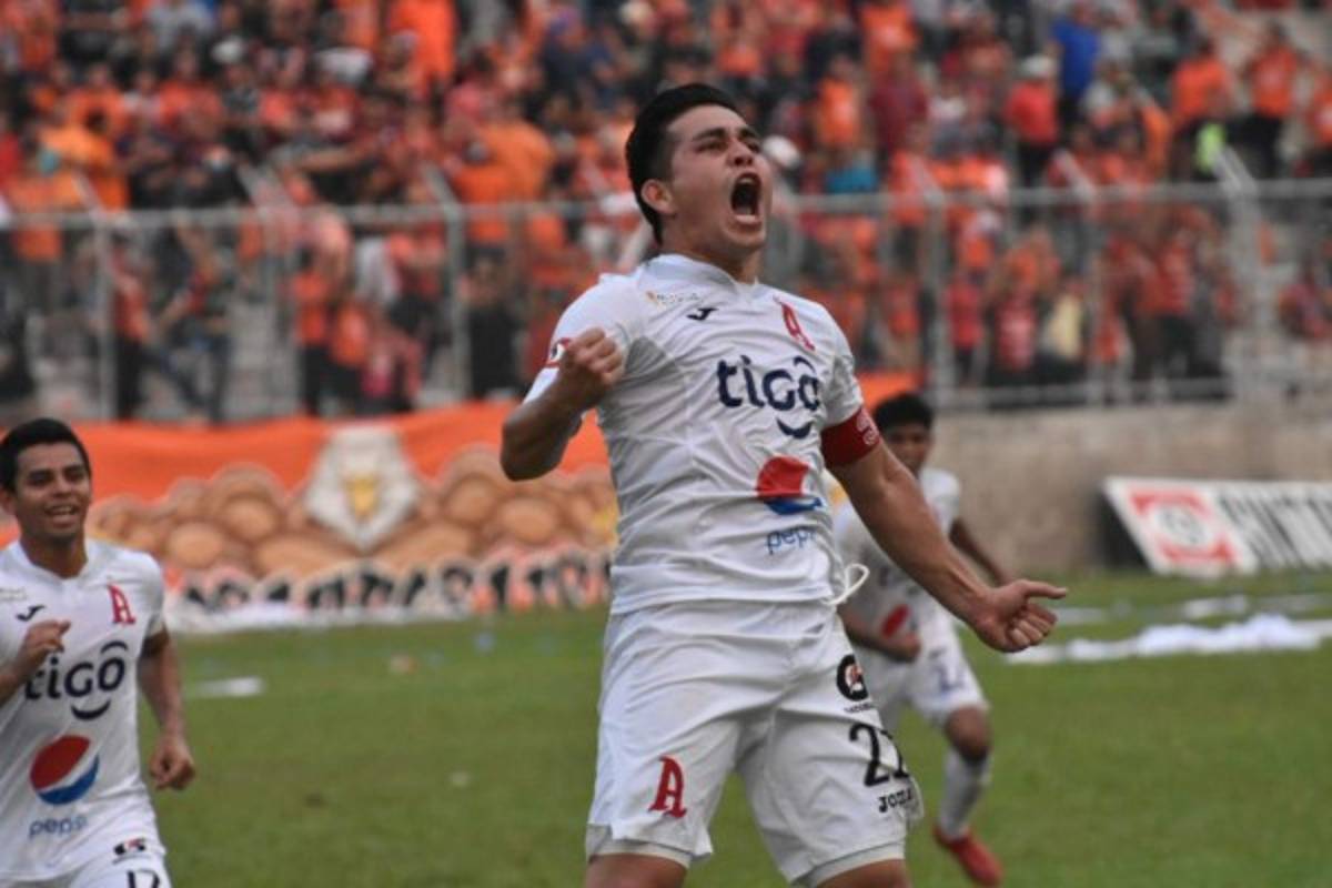 SORPRESAS | Hondureños agitan el mercado de fichajes en Centroamérica