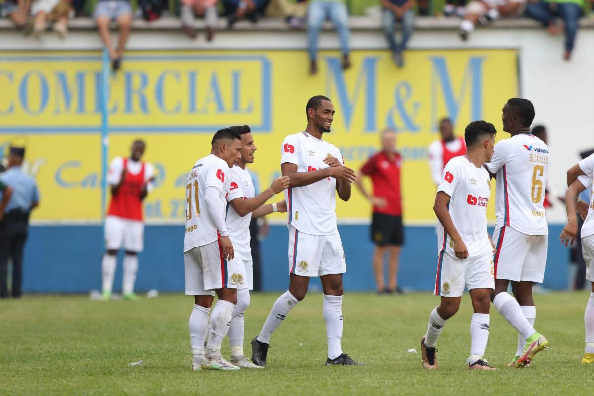 Olimpia sacó un empate 2-2 de Olancho y todo se definirá en Tegucigalpa.
