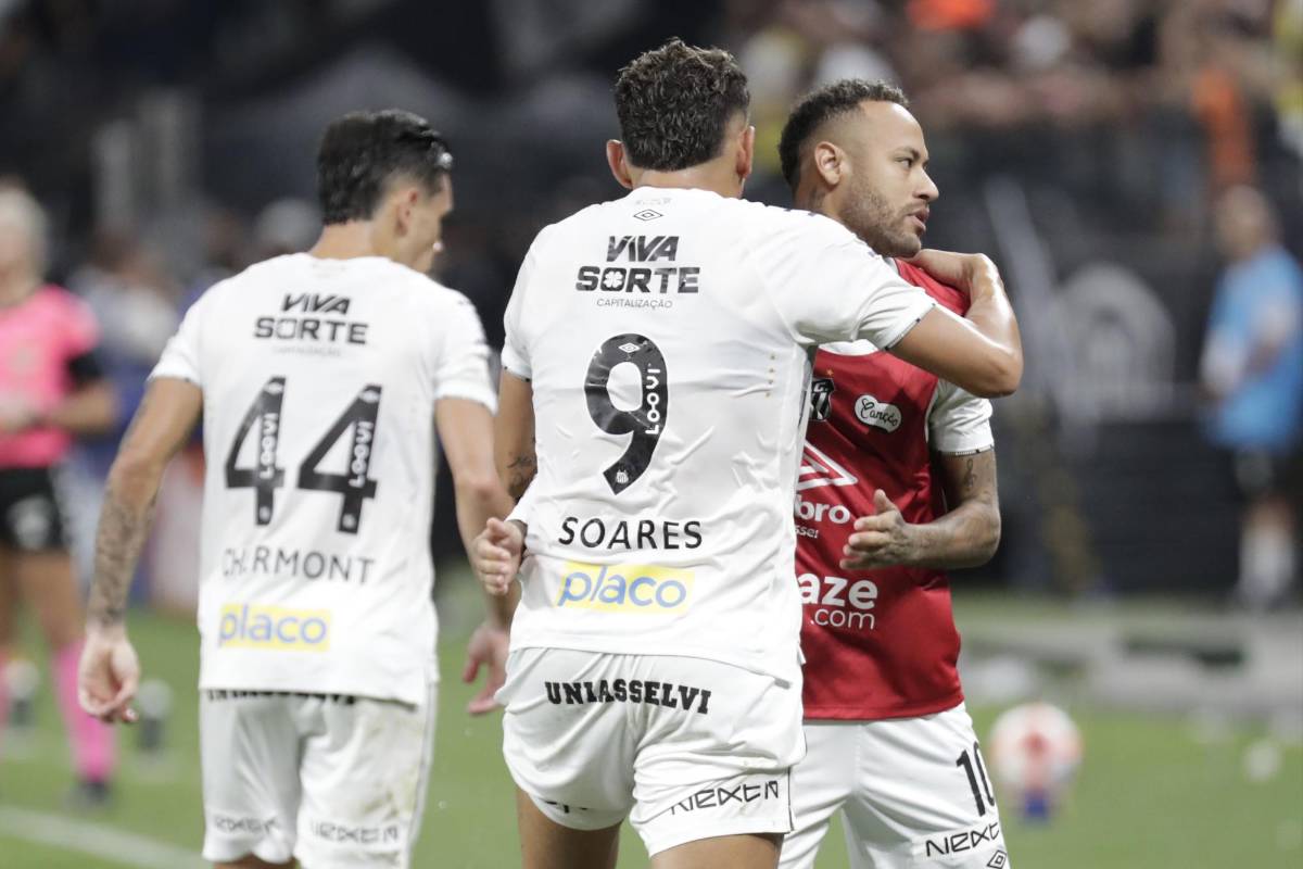 Sin jugar, pero fue al carnaval: Neymar es fusilado tras eliminación del Santos y revela el motivo de su ausencia