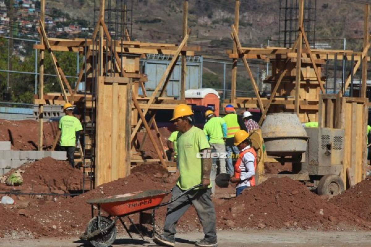 Fotos: Fenafuth supervisa el avance de las obras en el mini estadio del Birichiche