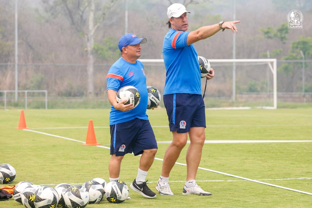Andy Najar al cien, Maciel en bicicleta, la orden de Reggi y las grandes sonrisas en el Olimpia previo al duelo con Marathón