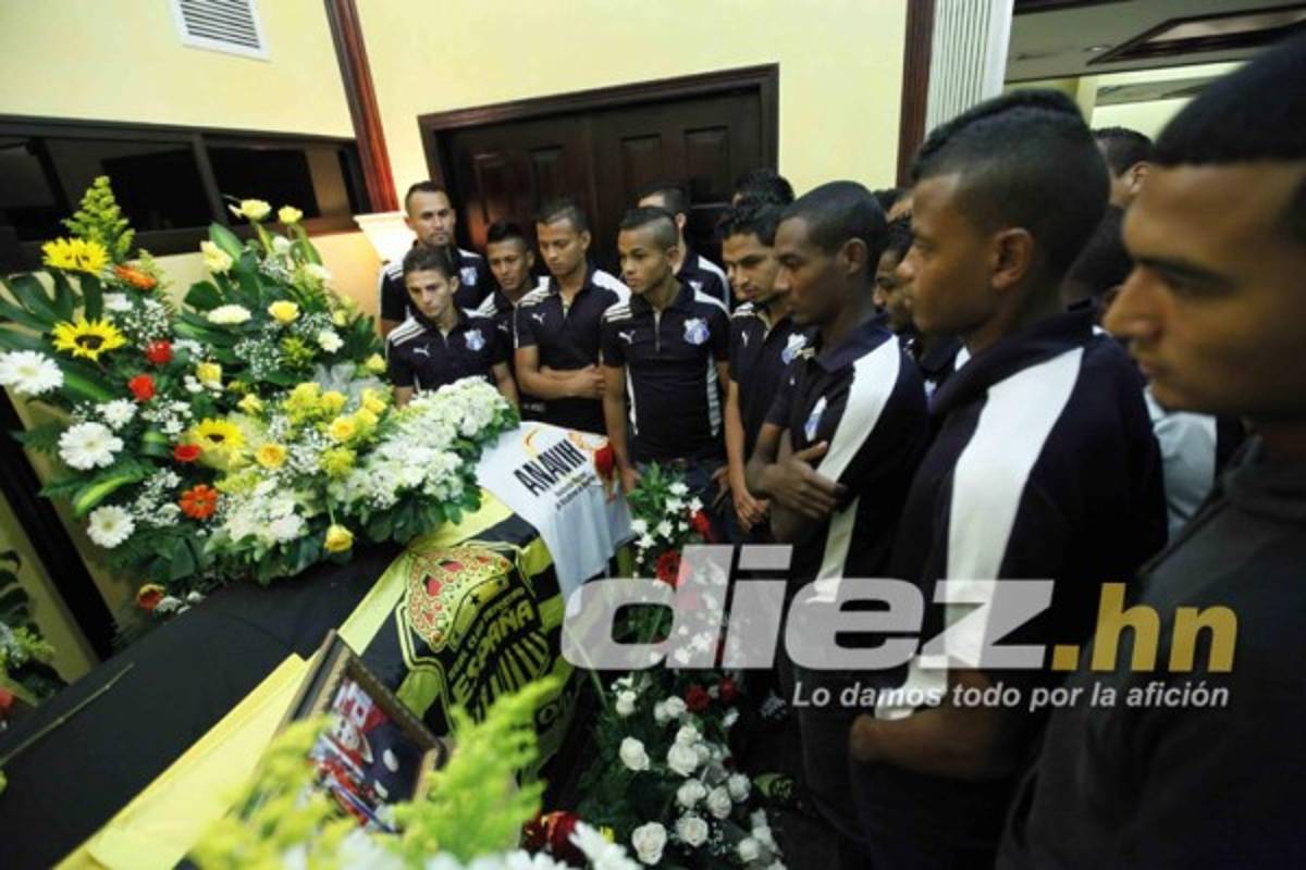 Así es el velatorio de Mario Verdial en San Pedro Sula