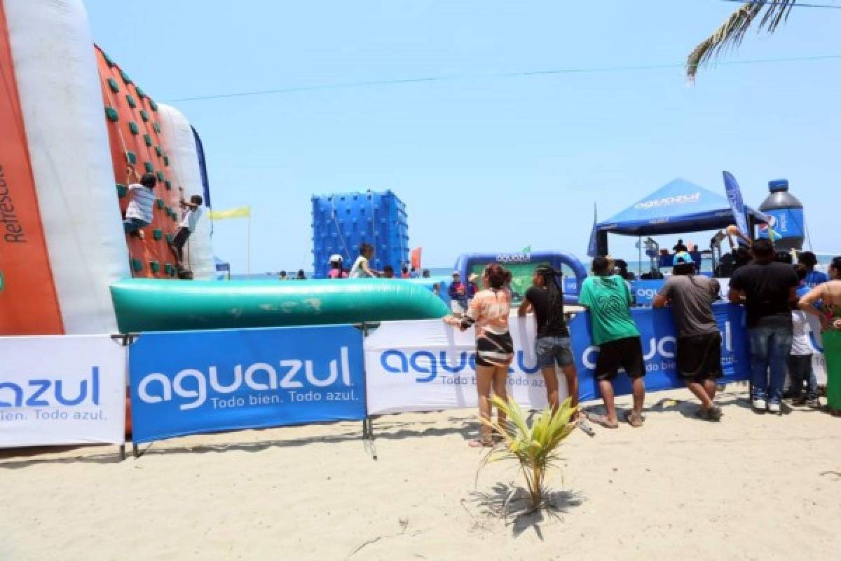 Las marcas de Embotelladora de Sula siguen ofreciendo diversión a los hondureños que visitan las playas de Puerto Cortés y Tela
