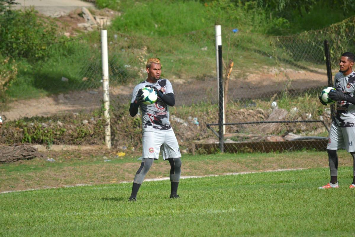 Los futbolistas claves del Génesis que construyeron el ascenso y tienen un puesto garantizado en primera división ¿Y cuántos fichajes han llegado?