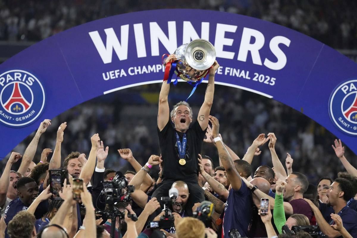 PSG prepara un contrato nunca antes visto en el fútbol para blindar a Luis Enrique luego de ganarlo todo en Europa