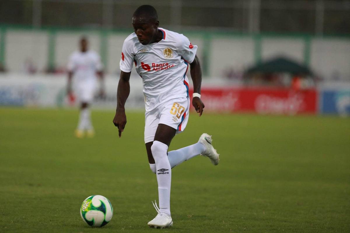 Una Liga Nacional familiar: los hijos, hermanos, primos, sobrinos y hasta tíos que coinciden en el fútbol de Honduras