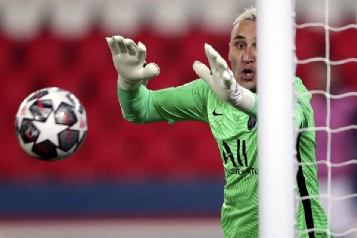 La frustración de Keylor Navas tras su error y el récord que le rompió el Manchester City en Champions League