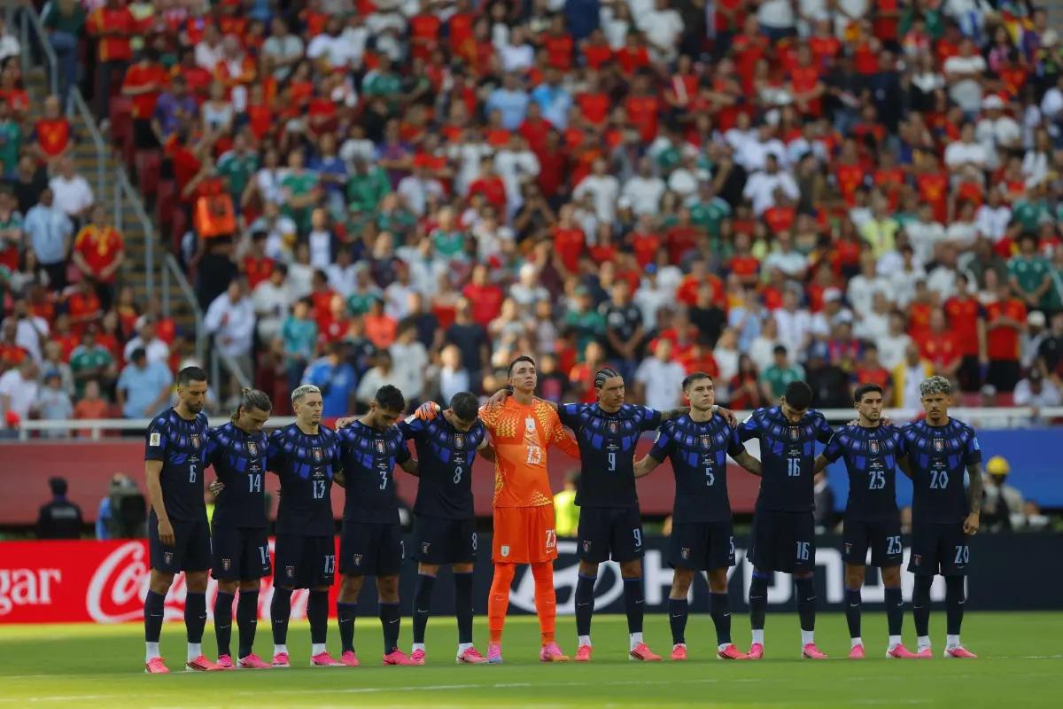 El duro castigo a los jugadores de Uruguay tras el fracaso del Mundial ¿Y Bielsa?