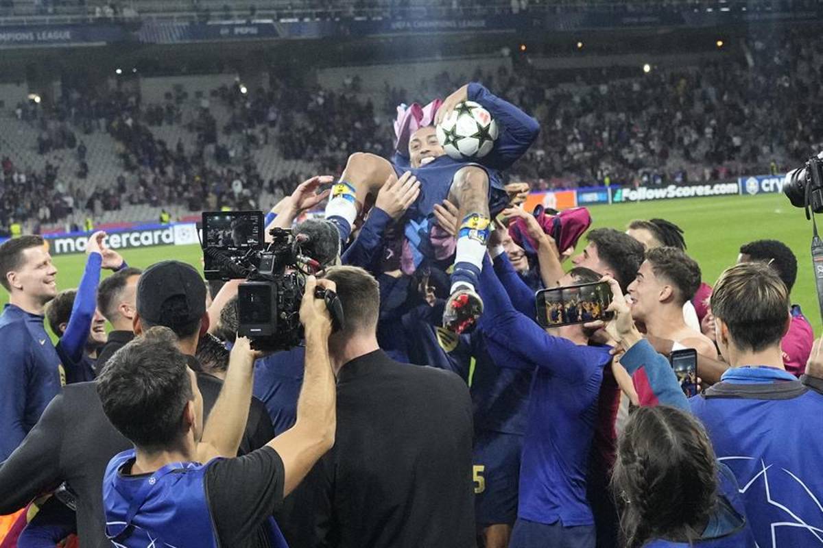 Gesto con Raphinha tras hattrick, Muller humillado y la prohibición a la moda de Koundé en la goleada Barcelona