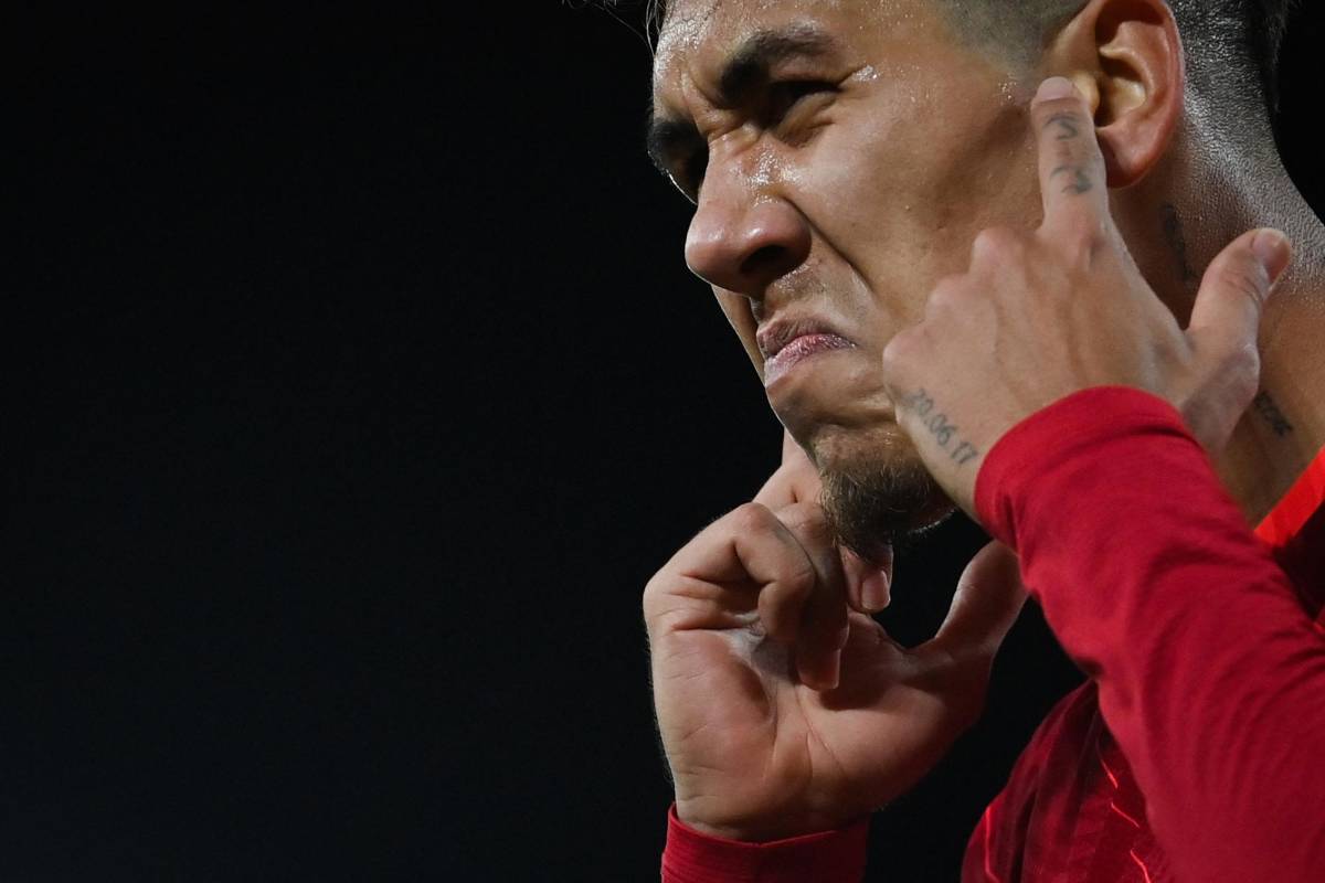 Un final de alto voltaje en el Wanda y Anfield: Cholo Simeone y sus jugadores del Atlético descontrolados en contra del árbitro