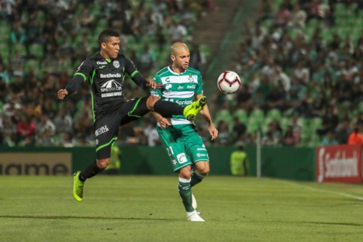 Noche de espanto en Torreón: Las tristes fotos que deja el Santos-Marathón en Champions