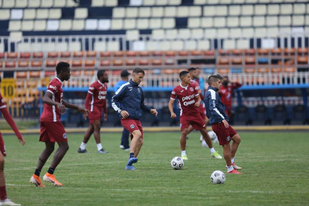 Fotos: Café, bromas, charla y chumpas para el frío; así cerró Motagua su preparación para la final ante Comunicaciones