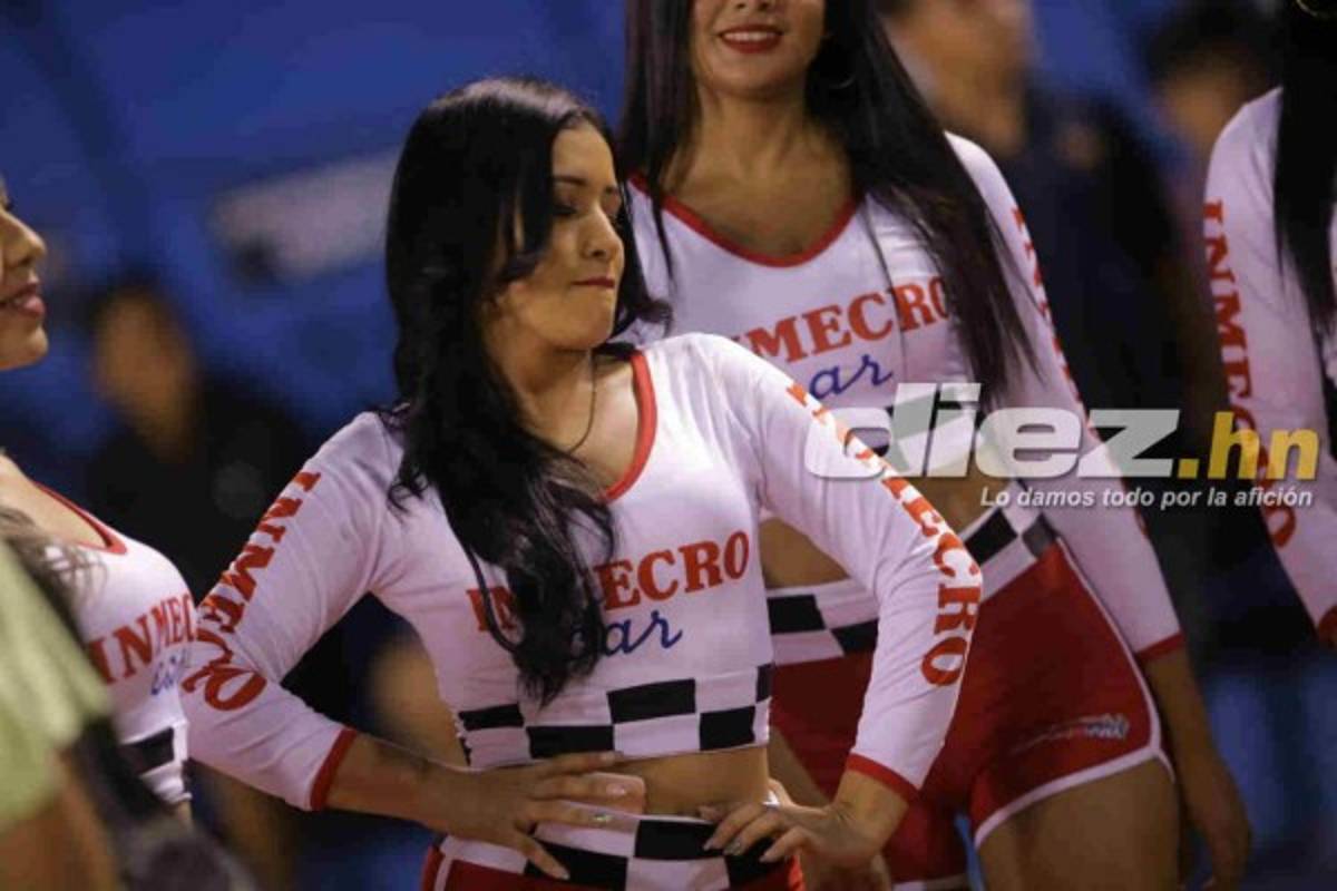 ¡Mamitas! La semifinal entre Real España y Olimpia se llenó de chicas lindas