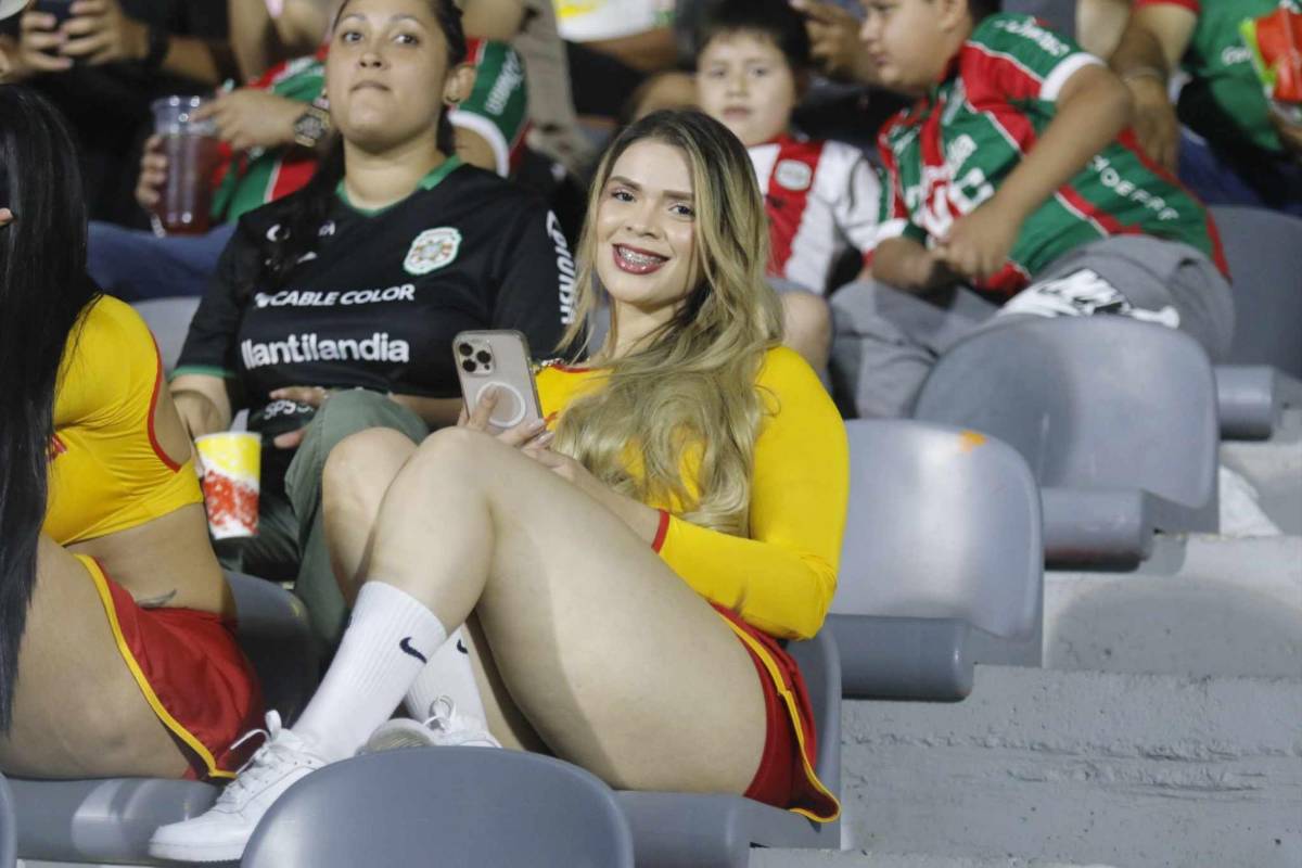 ¡Qué muñecas! Hermosas chicas levantaron suspiros en el Marathón-Motagua que se jugó en el Morazán