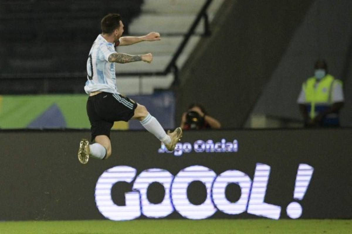 No se vio en TV: El homenaje de Messi a Maradona, el gesto de Vidal y el nuevo récord de Leo