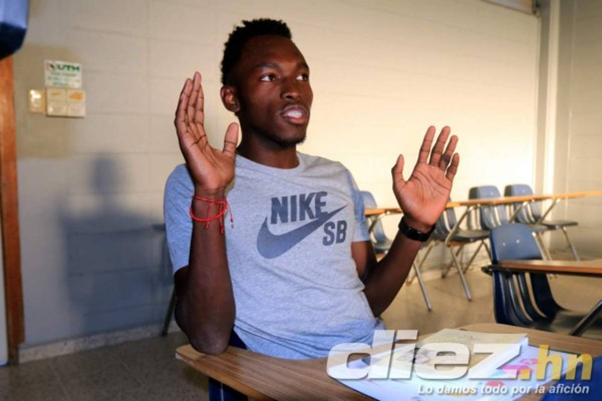 Así es la vida del delantero Alberth Elis en la Universidad