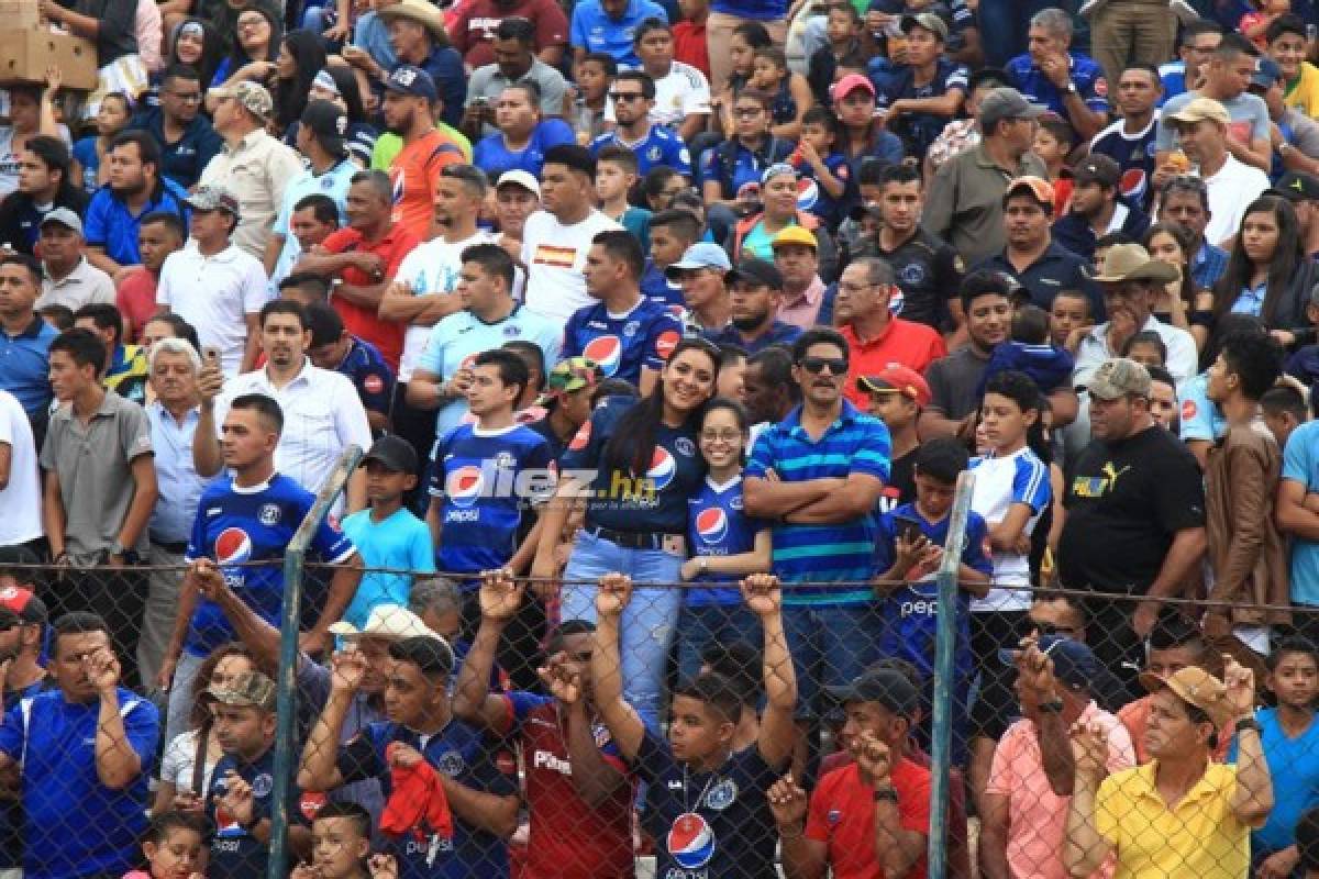 Danlí se vuelve a pintar de azul previo al juego Real de Minas-Motagua