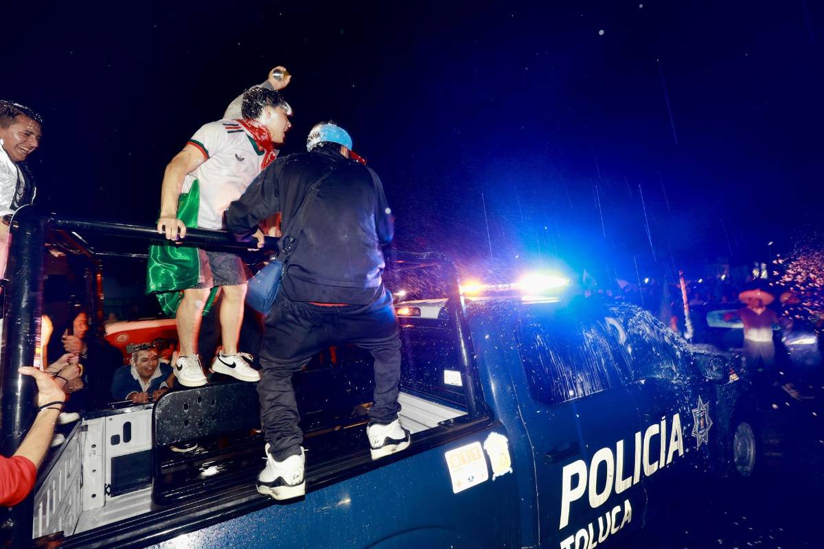 El último baile de Ochoa con México, la fiesta y ácida reacción de Faitelson