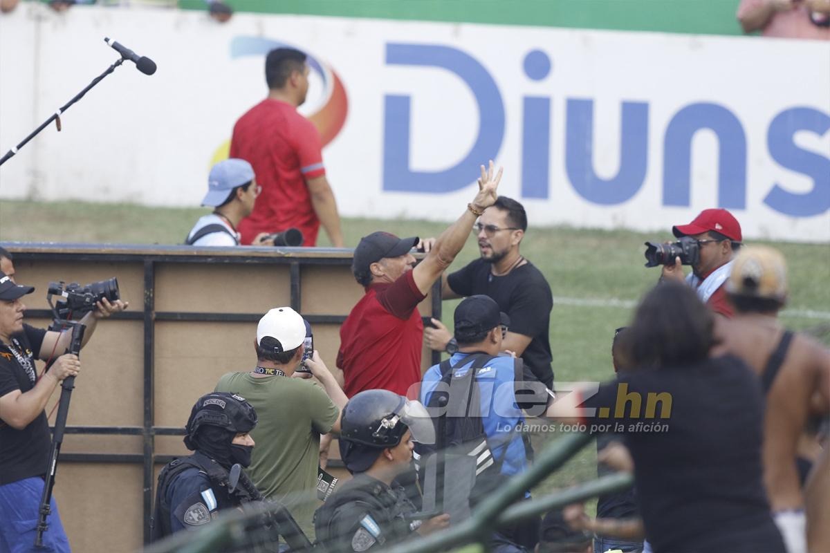 Olimpia se coronó en el Yankel: Menjívar y Beckeles festejan con puros, locura de Araújo y los que celebraron con sus novias