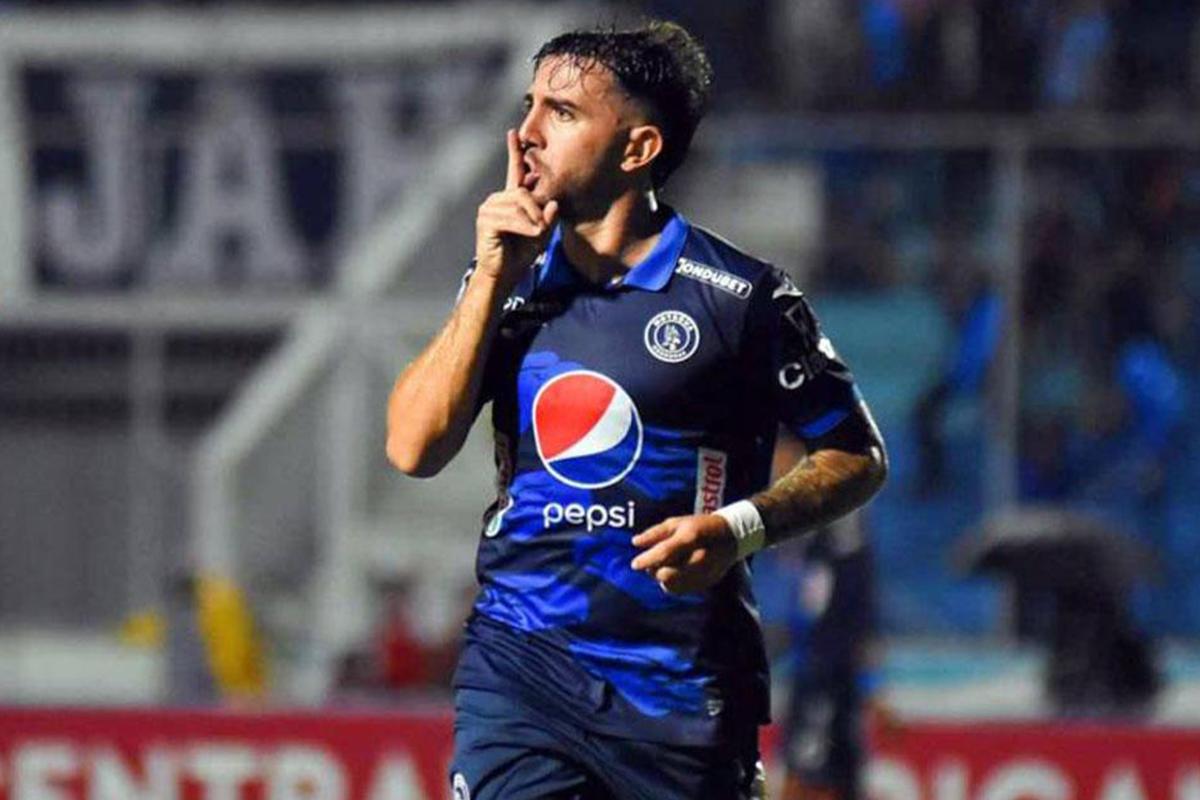 La reacción de Auzmendi tras ser vinculado con el Alajuelense de Costa Rica: ¿se queda en Motagua?