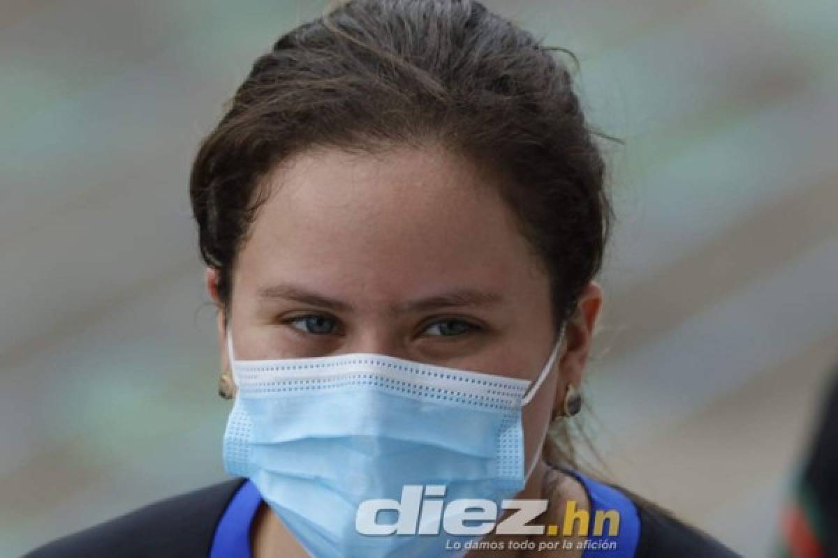 ¿Quién es la rubia? Las hermosas catrachas que adornan el Honduras vs. Costa Rica en el Olímpico