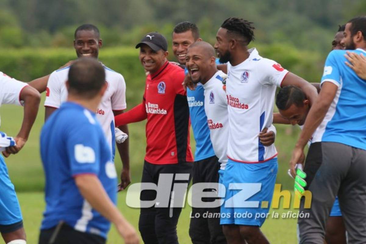 FOTOS: Broma de Thomas, toque de Dani y secretos en Olimpia antes de enfrentar a Platense