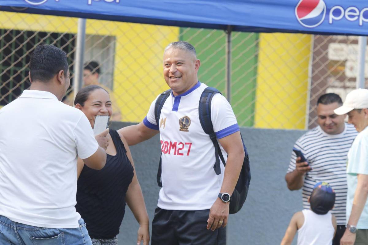 El boxeo de Tyson y Will Barahona, los siete goles del ‘Matador’ Velásquez y ¿quiénes son las bellezas que enamoraron en juego de leyendas de Olimpia?