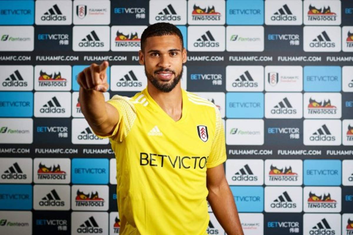 Así cierra el mercado de fichajes: Barcelona confirma salidas, bombazo en la Premier League y locura en París y Múnich