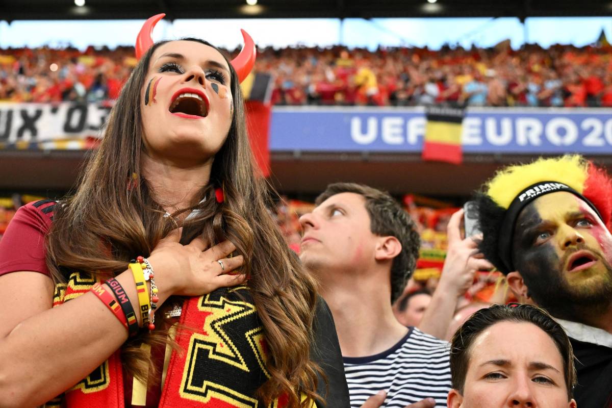 ¡Qué belleza! Las mujeres más guapas de la Eurocopa 2024: sexy fanáticas que enamoran en los estadios