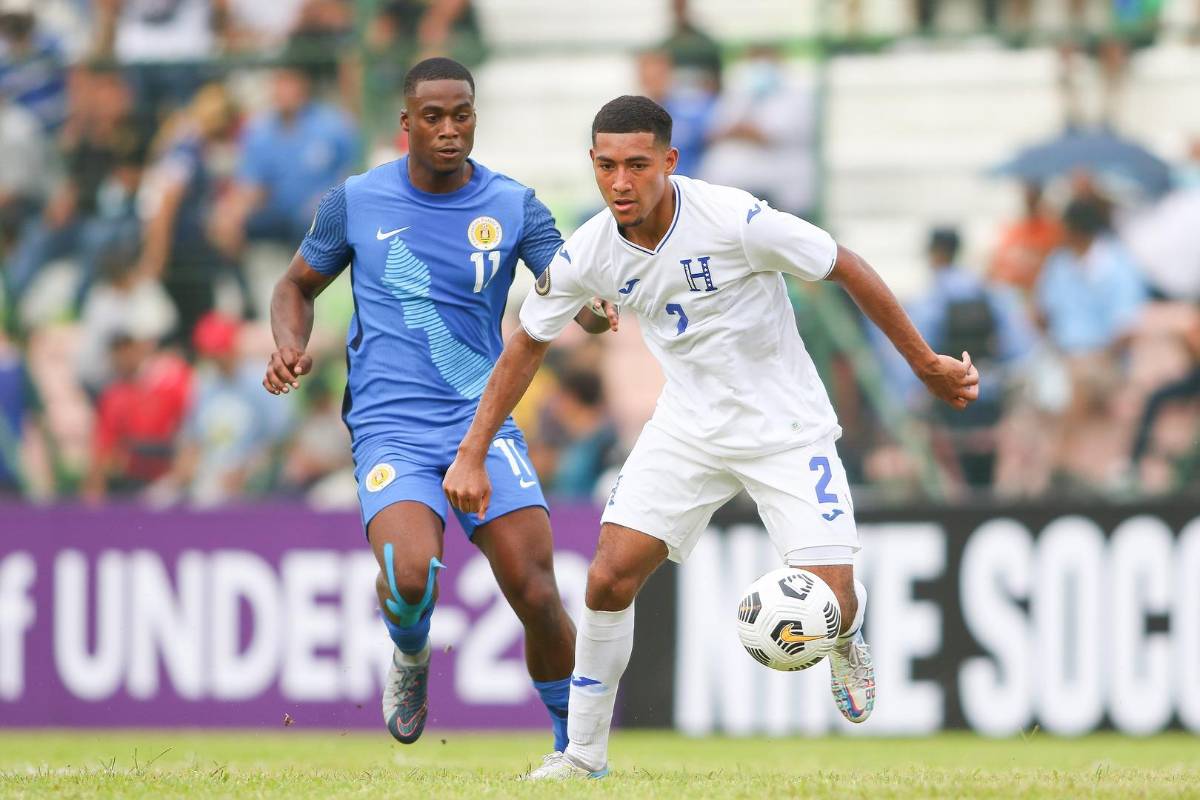 Quién es Darlin Mencía, el joven legionario que tuvo su debut con gol en la Selección de Honduras