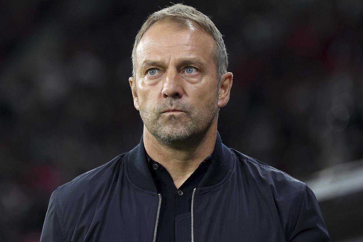 Durísimo golpe para Hansi Flick: se rompió todo y Barcelona confirma su baja por 12 meses