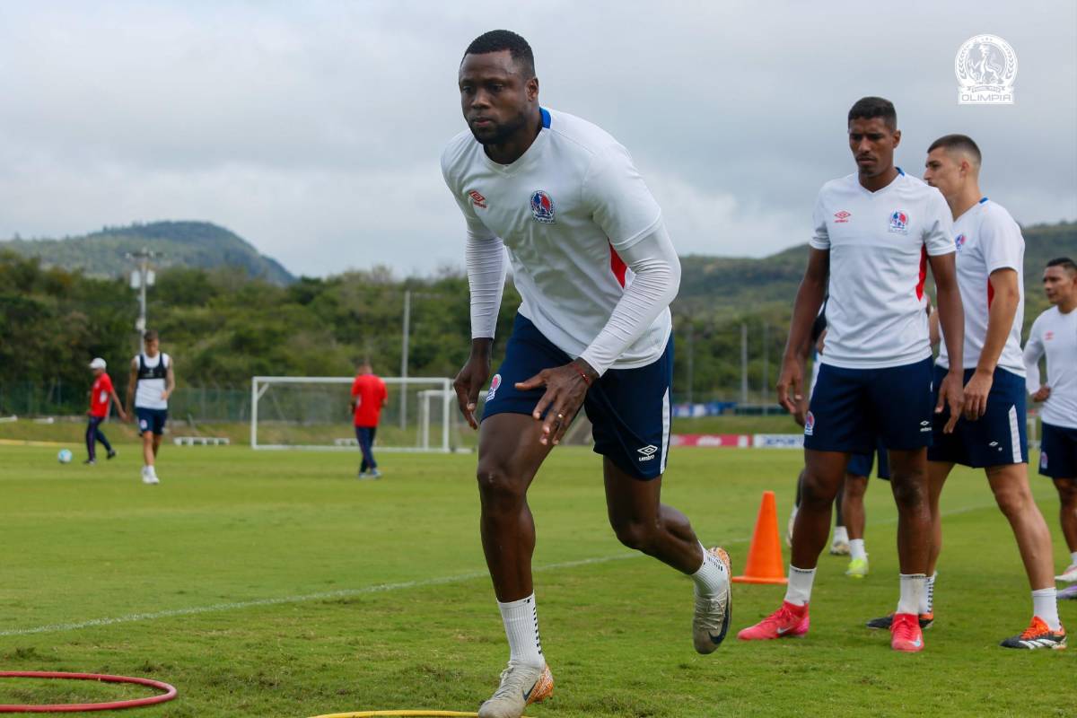Eduardo Espinel podría eliminar a Motagua de la triangular y así es el 11 que prepara para el clásico capitalino
