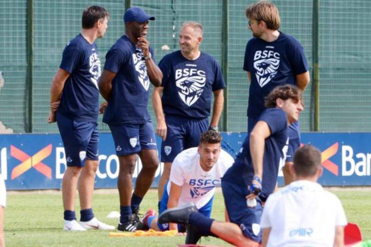 En fotos: Míster David Suazo y su primer entrenamiento con el Brescia de Italia
