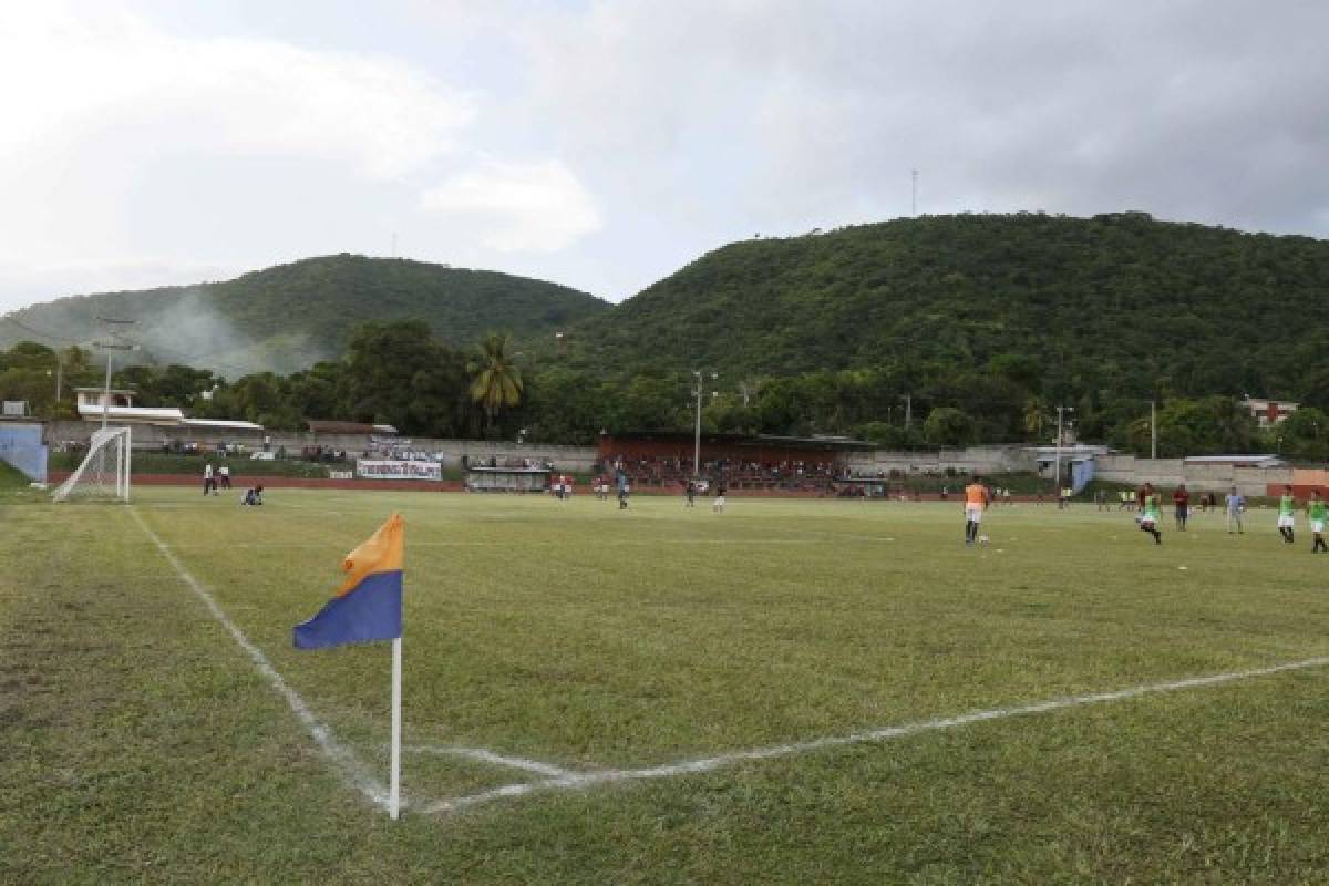 Así es el humilde estadio donde juega el 'PSG' de Honduras