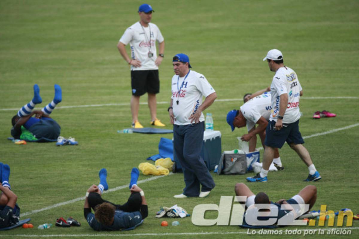 Honduras entrenó con casi toda su artillería