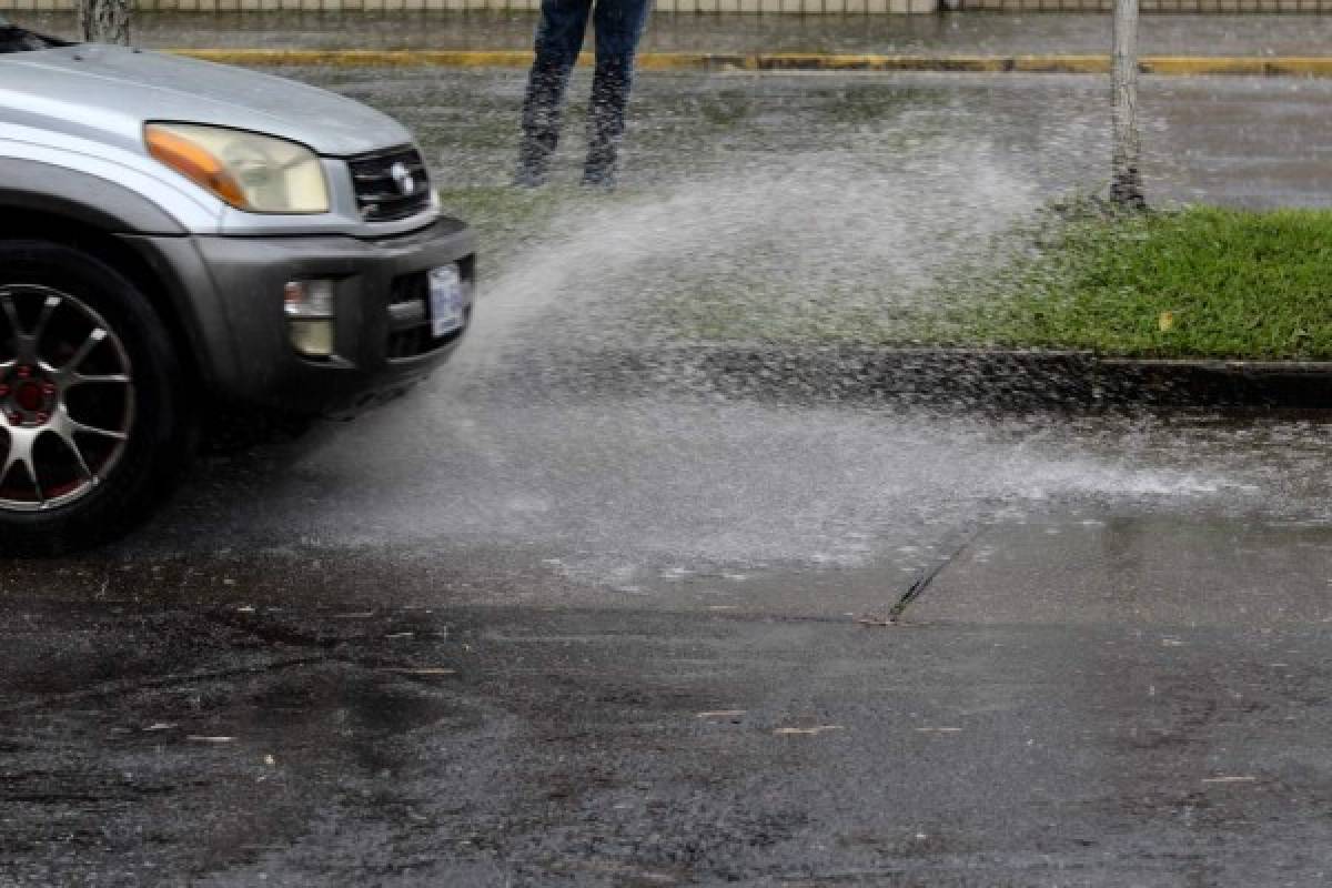 Los estragos causados por lluvias en Costa Rica a pocas horas el choque con Honduras