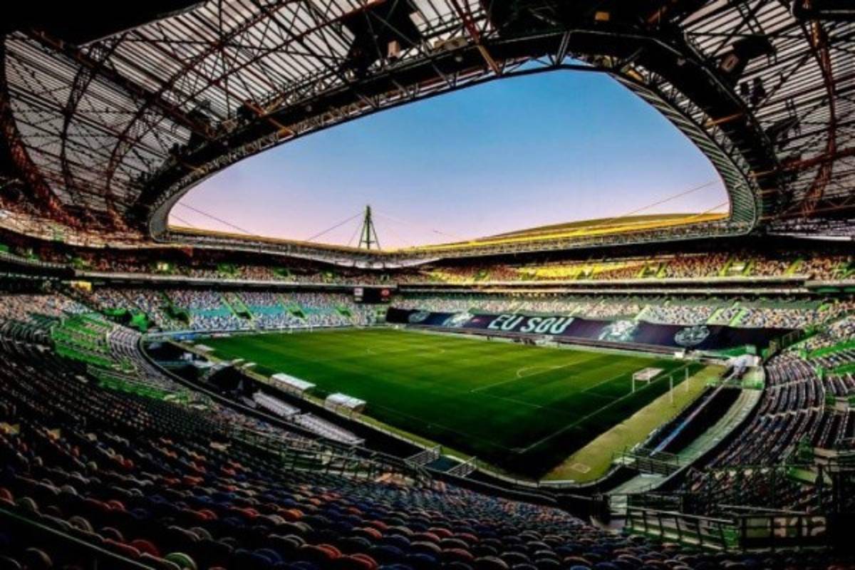 Así son los dos estadios donde se definirá la Champions League en tiempos de coronavirus
