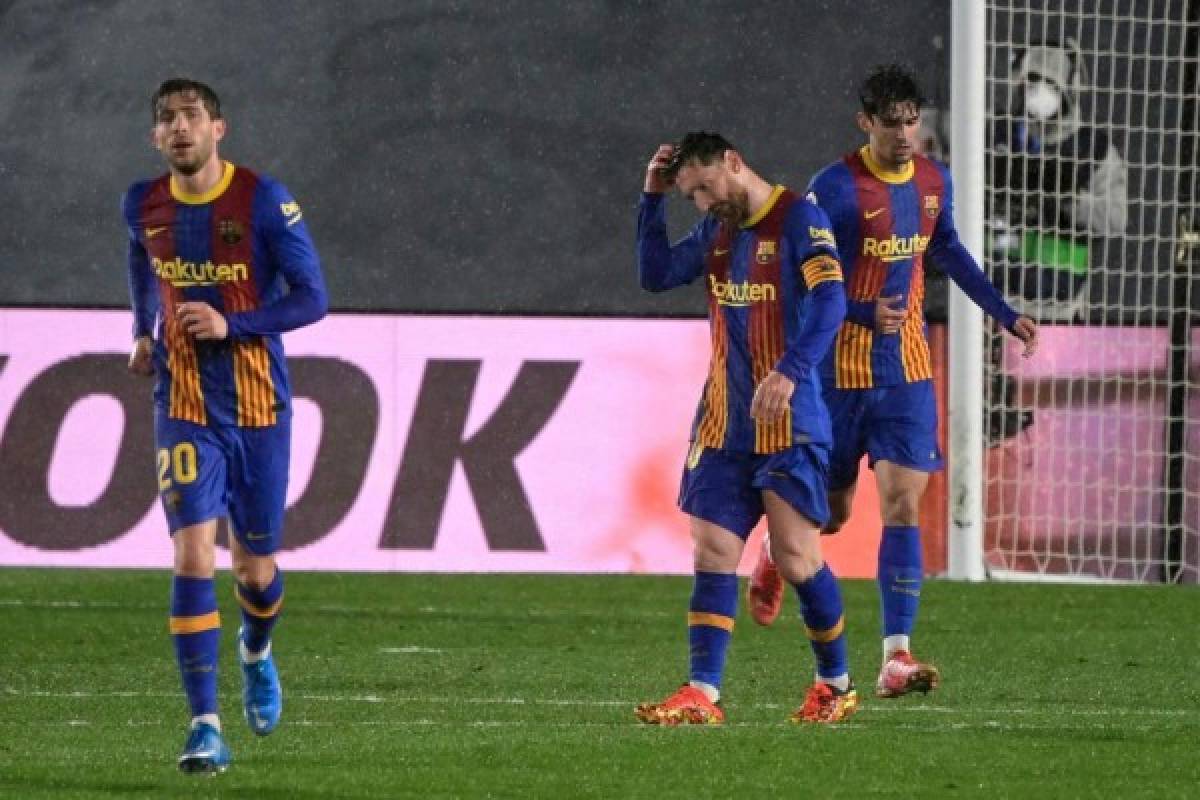 La frustración en la salida de Messi y la foto de Piqué que provoca la burla de todo el madridismo