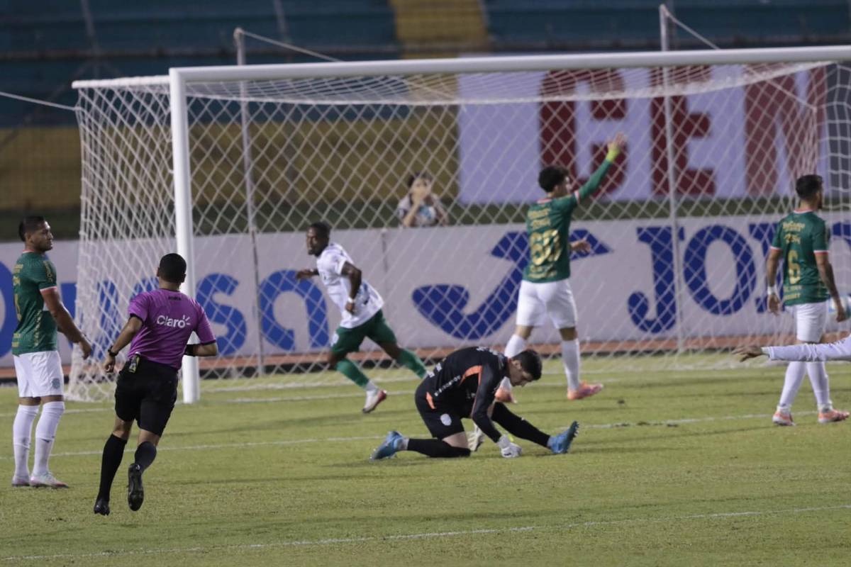Le gritó con todo a su exequipo, noble causa de la Liga Hondubet y aficionadas de Marathón causaron furor en el estadio Olímpico
