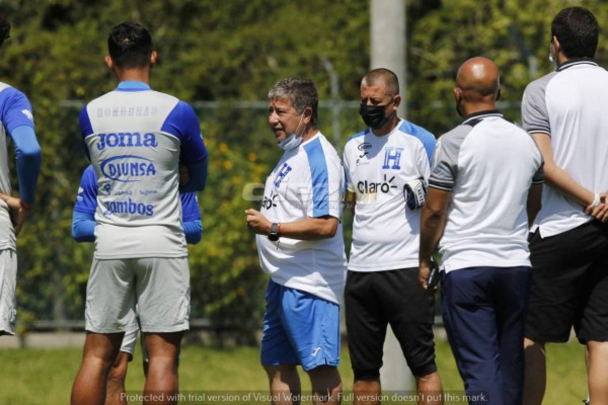 Imperdible: Las íntimas preguntas que Bolillo Gómez le hizo a cada futbolista en su primer entrenamiento con Honduras