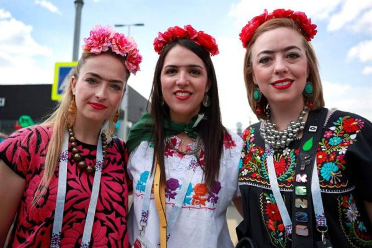 ¡Solo bellezas! Alemanas y mexicanas se roban las miradas en el Luzhniki Stadium