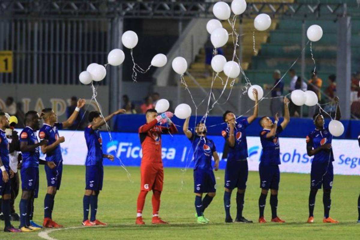 EN FOTOS: El emotivo adiós a Vergara y la visita inesperada en el Nacional