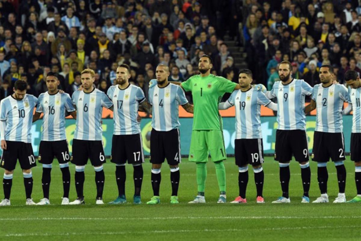 Jugó con Messi, trabajaba como Uber y tuvo que retirarse con 32 años: Hoy llega el día más duro de mi vida