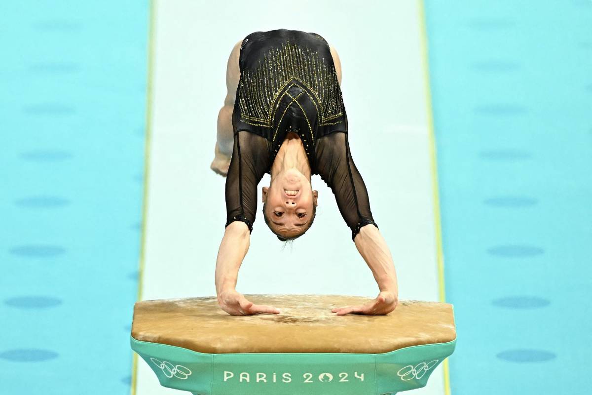 Hizo historia en París 2024: su país la rechazó y terminó ganando el oro con otra nación en Juegos Olímpicos