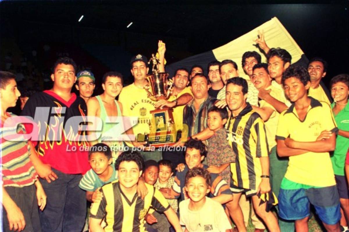 Las mejores fotos de los 87 años de historia del Real España  