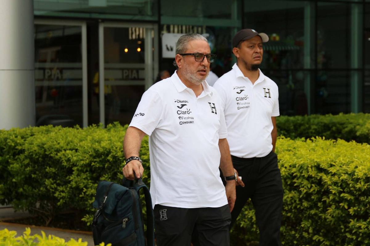 Caras tristes y no hablaron con la prensa: así fue la llegada de Honduras a Palmerola