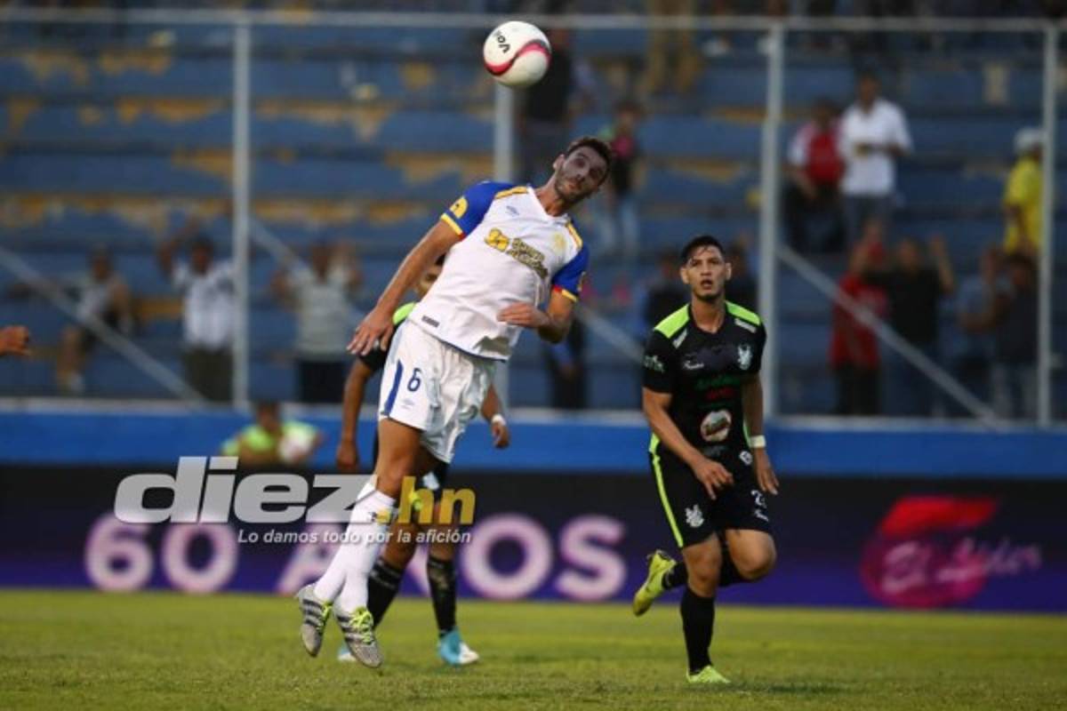 Fotos: El gesto de 'Manolo' y la chica de lentes que enamoró en el Olimpia-Platense