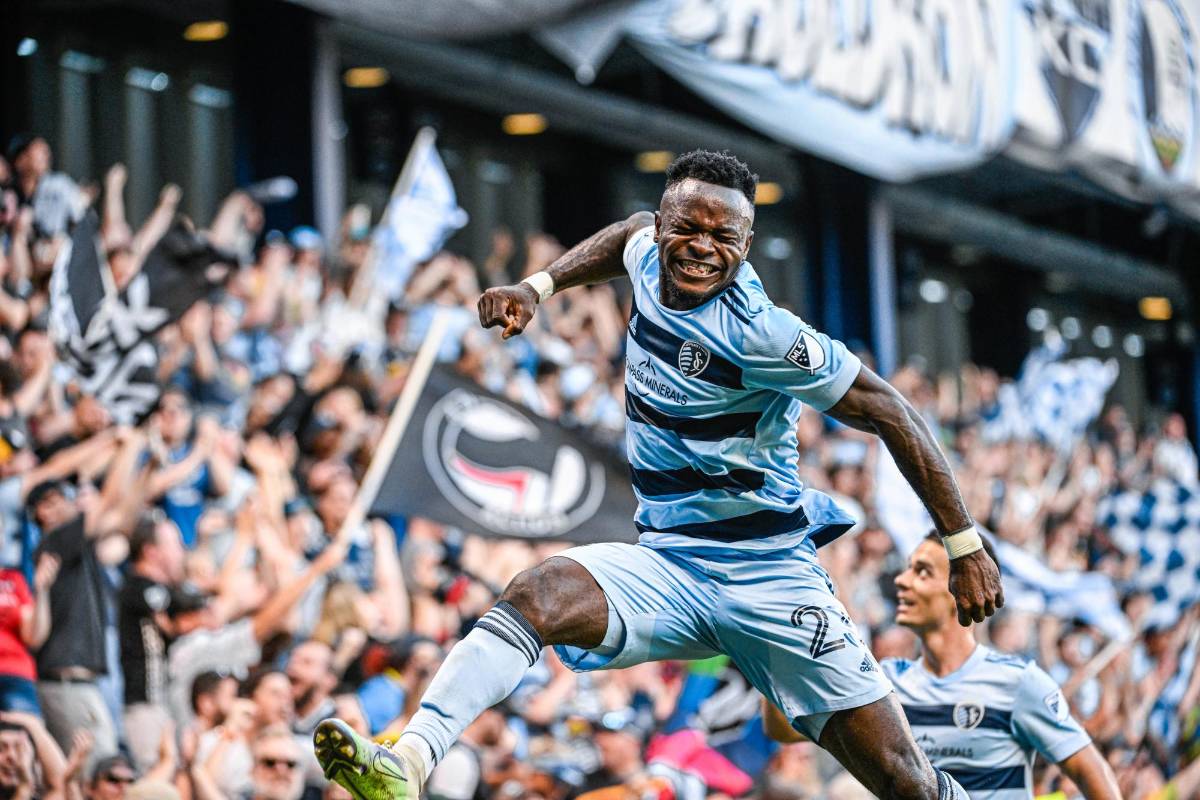 Hondureño David Ruiz destaca en el 11 ideal de la octava jornada de la MLS ¿qué pasó con Messi y Luis Suárez?