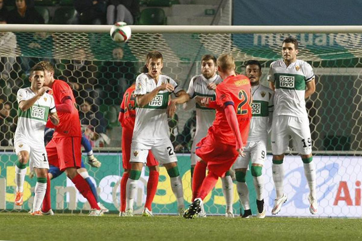 Tengo bastantes problemas: fue campeón con el Barcelona, ahora trabaja en una tienda y está superando una depresión