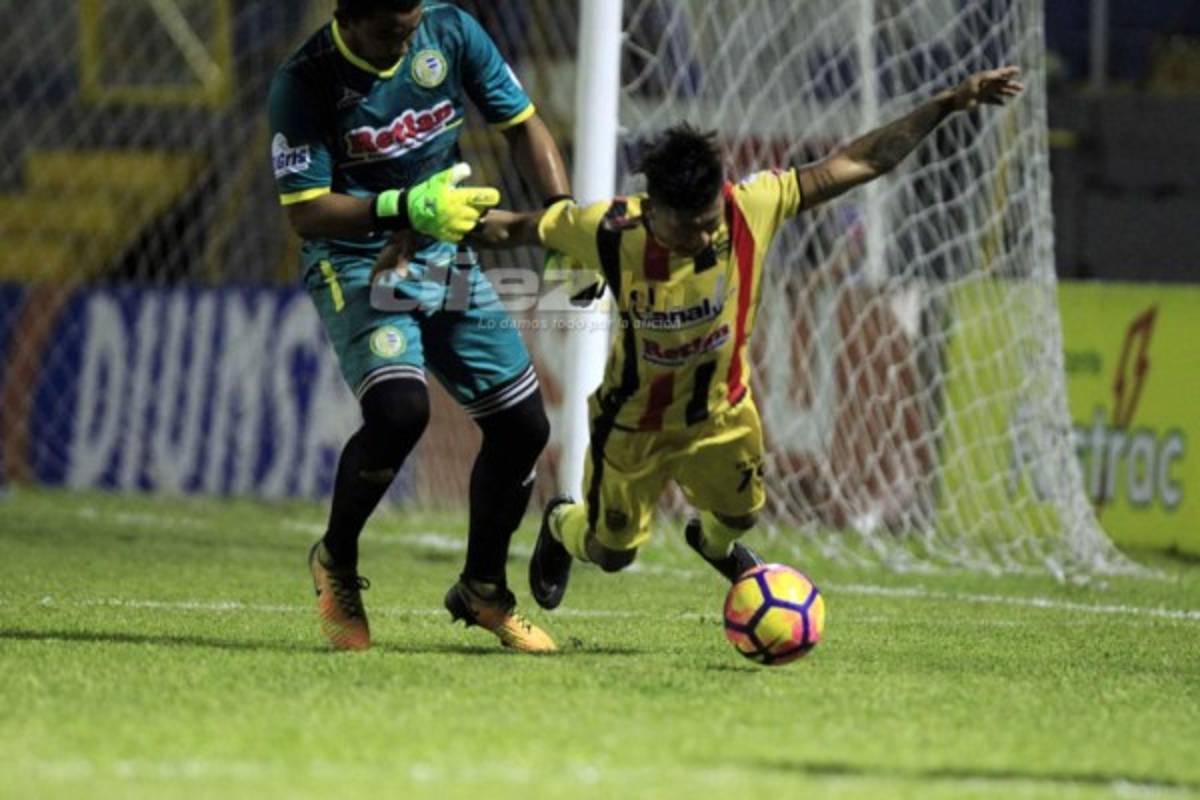 No viste en TV: Chicas lindas, agarrones y el festejo del Platense